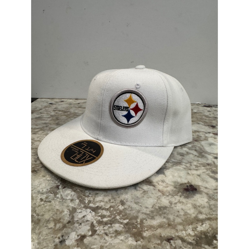 BLX Headwear Pittsburgh Steelers NFL Fitted Hat White Size 7 1/4 Flat Brim Cap